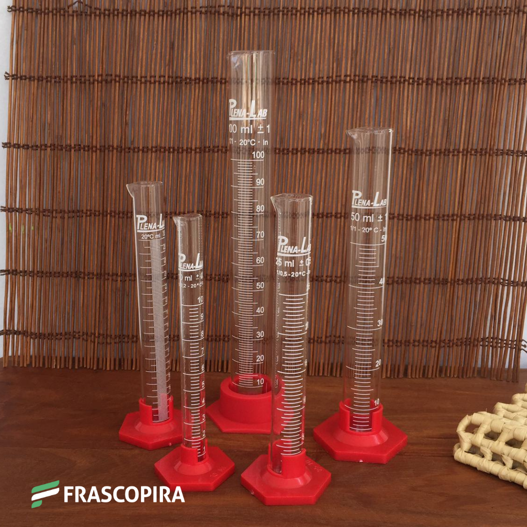 Proveta Graduada Base Hexagonal de Vidro 10ml