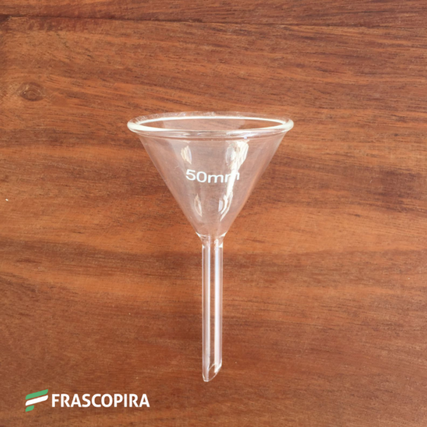 Funil de vidro liso haste média diâmetro 50mm